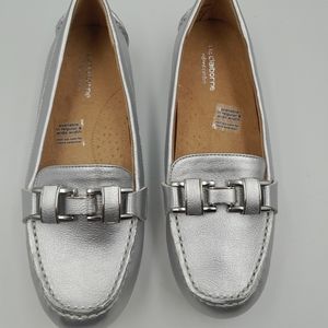 Liz Claborne silver loafers sz 5.5 New no box or tags.